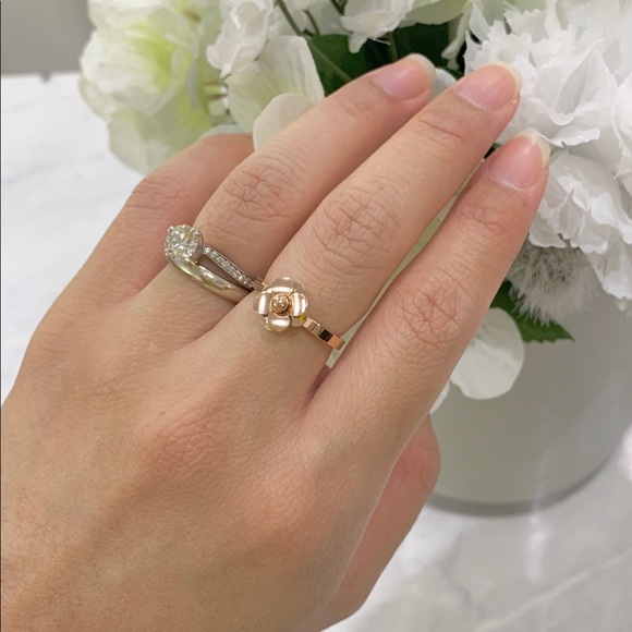 Chanel like Camellia Flower Ring - Picture 4 of 4
